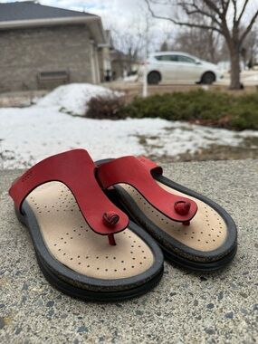 Ecco Red Leather Toe-Post Sandals